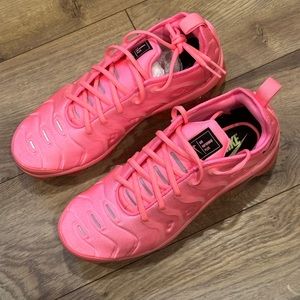 Nike pink vapormax women’s size 9